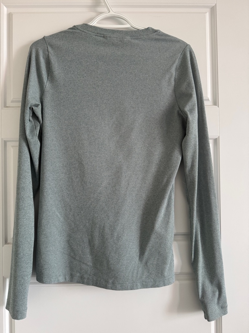 Athleta Ribbed Henley Long Sleeve Top in Sage - Picture 4 of 4
